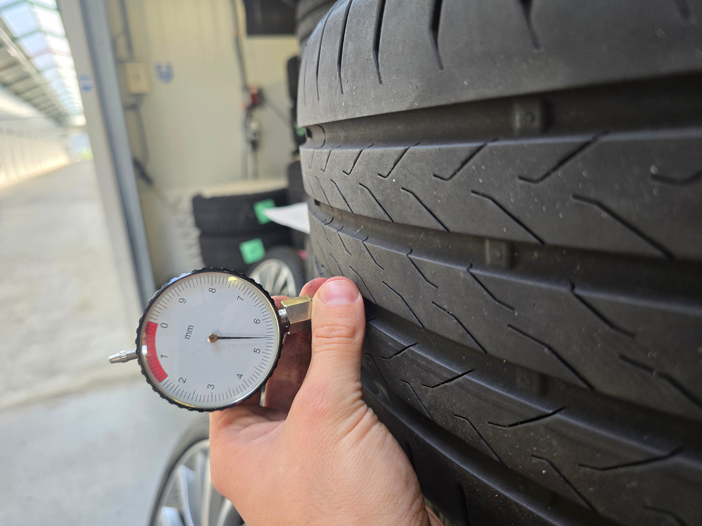 2x Zomerbanden 255/45 R20 Continental 5.5mm DOT1724