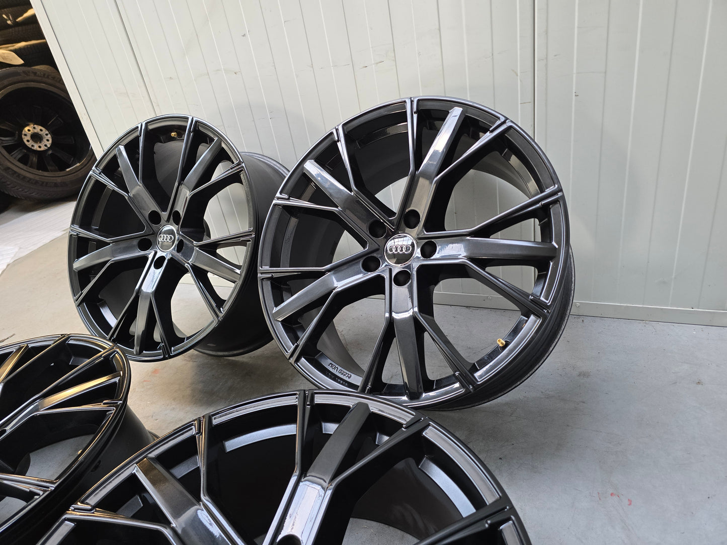 Audi RS5 S5 A5 20 inch velgen 5x112 full black