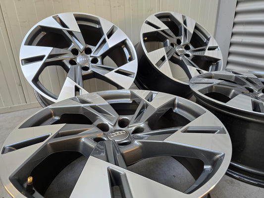 Demo Audi A6 Q3 A5 E-Tron 20 inch velgen Audi Sport