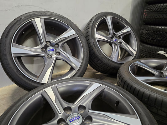 Volvo V70 V90 S90 V60 S60 18 inch Ixion R velgen zomerbanden