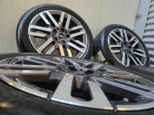 Demo Mini Electric / Cooper / One Zomerbanden 17 inch 983