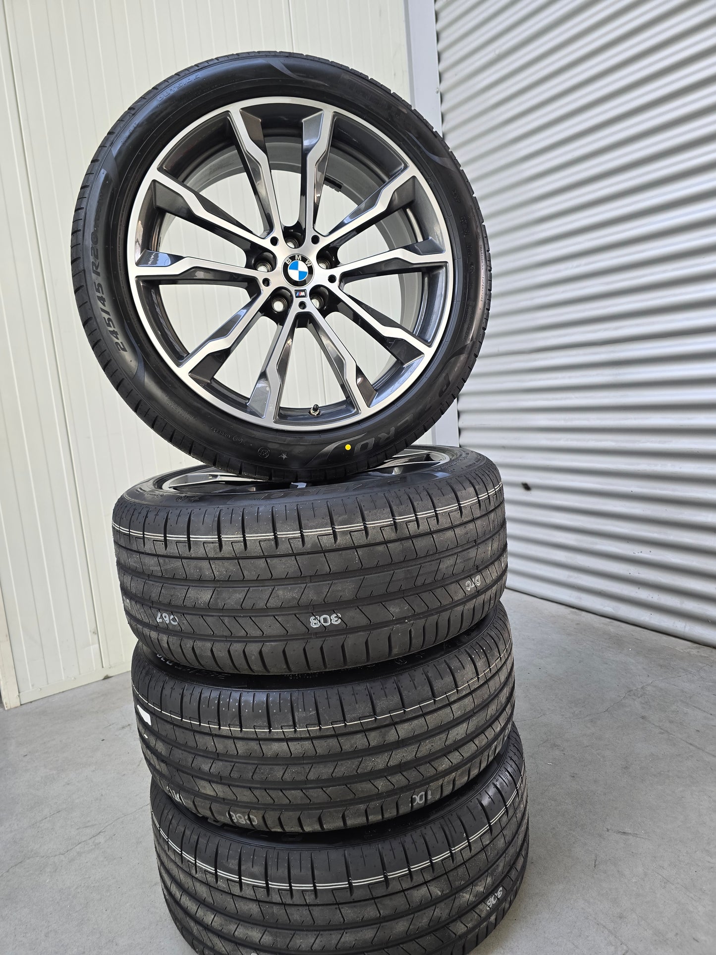 BMW X3 X4 G01 G02 20 inch 699M velgen zomerbanden Pirelli nieuw
