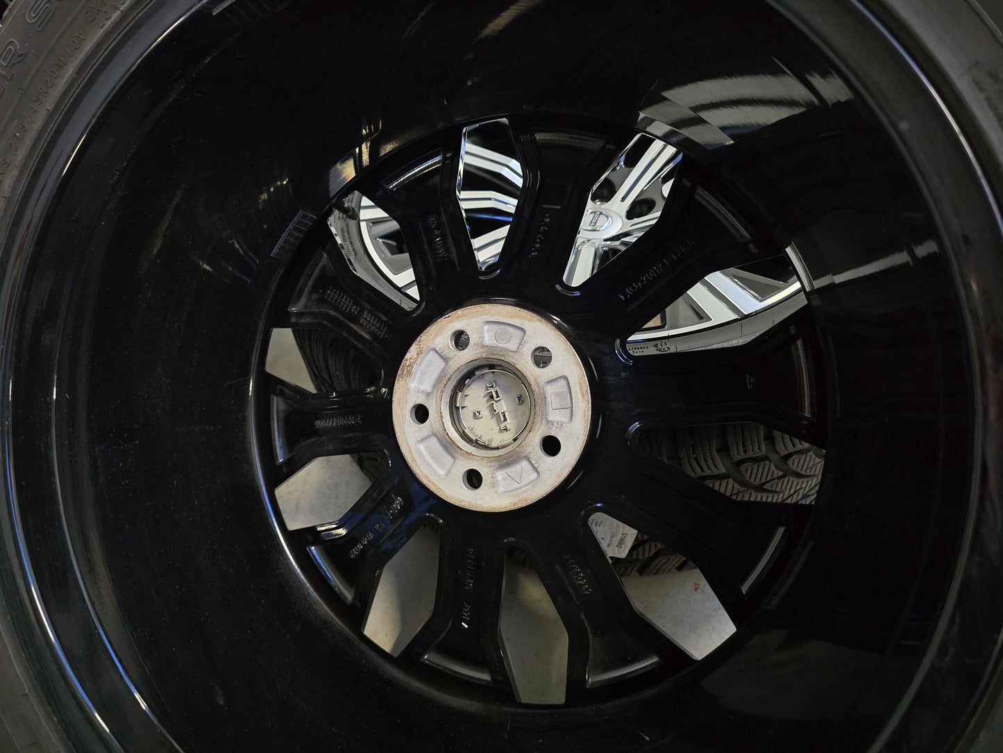 Volvo XC40 XC60 XC90 V60 V90 20 inch velgen 5x108 Demo winterbanden