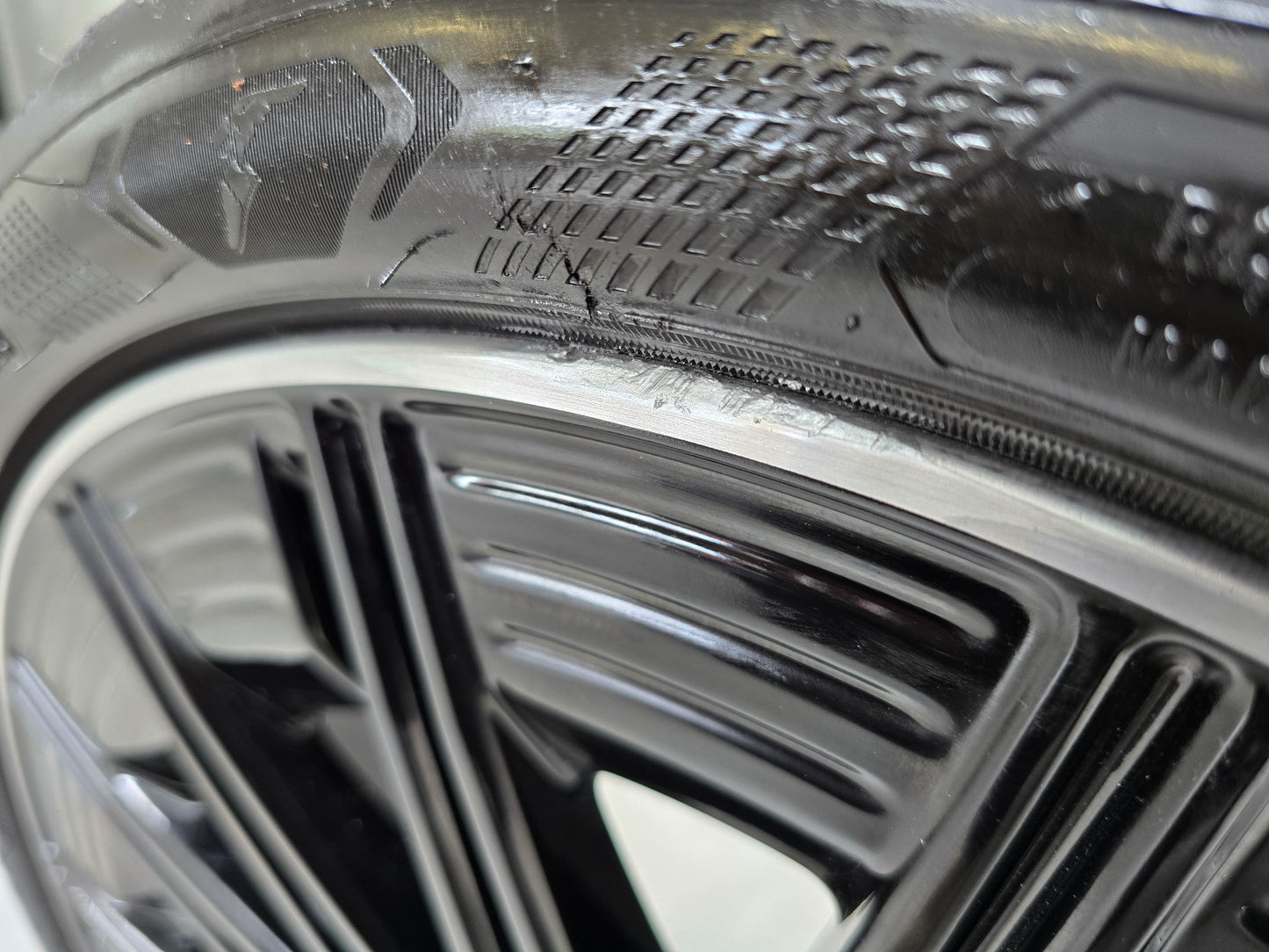 Mercedes CLE AMG 20 inch velgen zomerbanden breedset DEMO