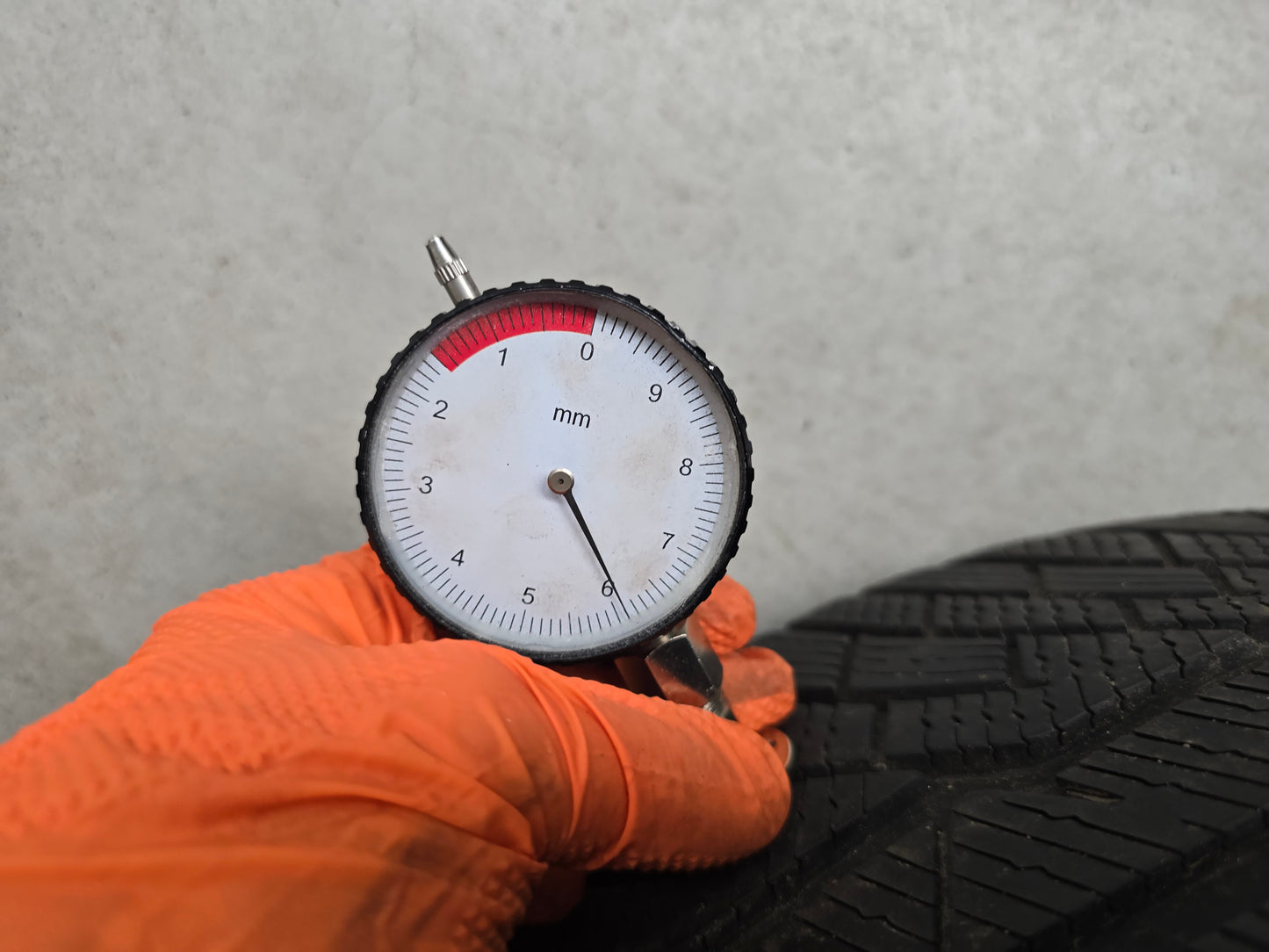 Mercedes C Klasse 18 inch velgen demo winterbanden breedset