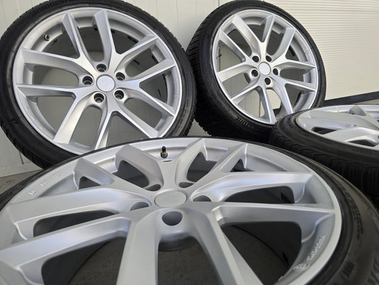 Tesla Model 3 19 inch velgen winterbanden Bridgestone Hyper Silver