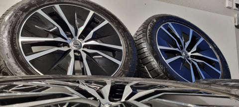 NIEUW Originele Volvo 19" velgen + Dunlop Winterbanden 7.5mm  XC90 XC60 235 55 19 5X108