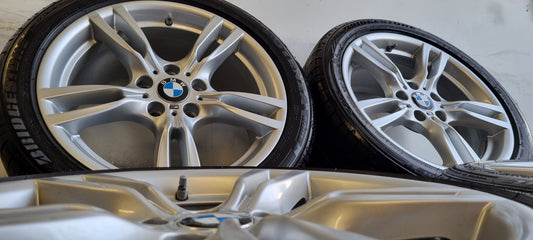 Originele 18" BMW 400M Breedset velgen + Bridgestone Zomerbanden 7.8mm 3 serie 4 ser f30 F31