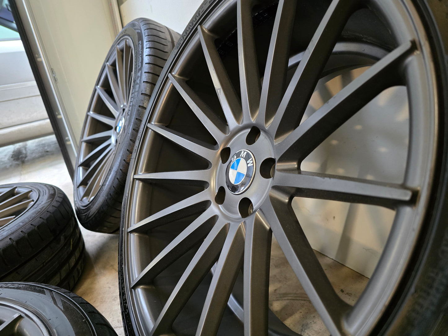 UNIEK BMW 20 inch Breedset velgen Zomerbanden 5 serie G30 G31 6 serie 7 serie 5x112