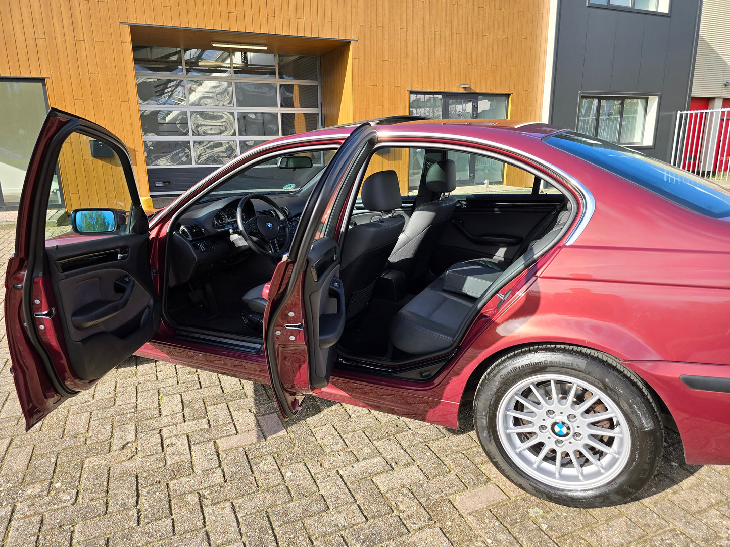 ✅️UNIEKE BMW 320i e46 2.2 6 cilinder Automaat 2005 Schuifdak Youngtimer Comfort NAP Liefhebber