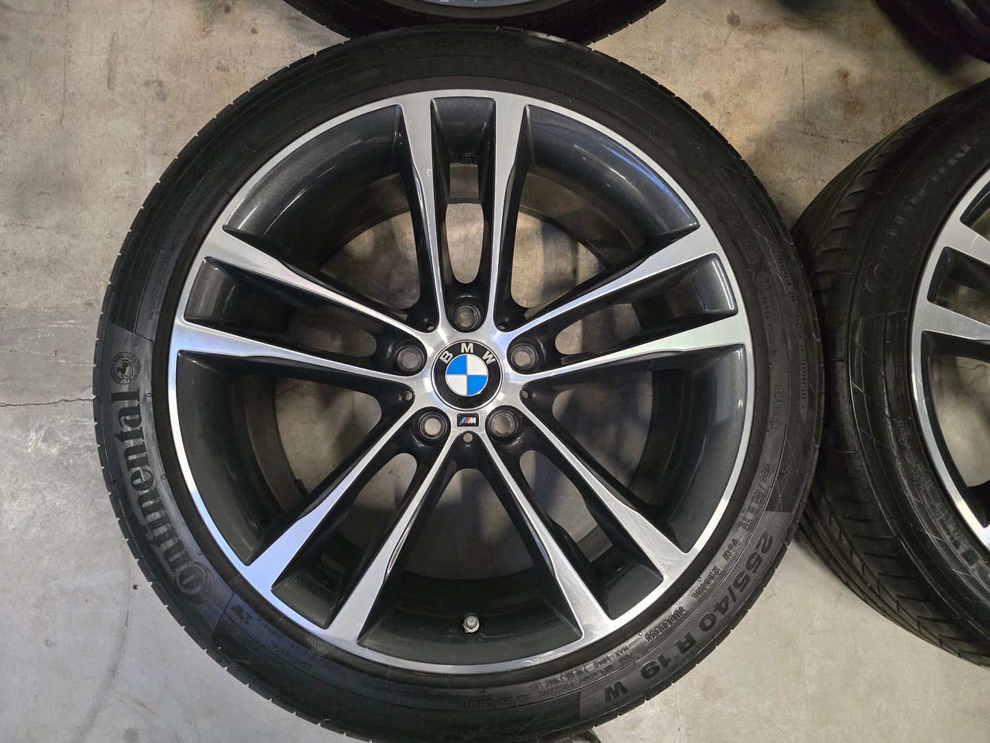 Original 19 inch BMW f30 f31 GT style 704-M Breedset Summer tires Continental 5x120