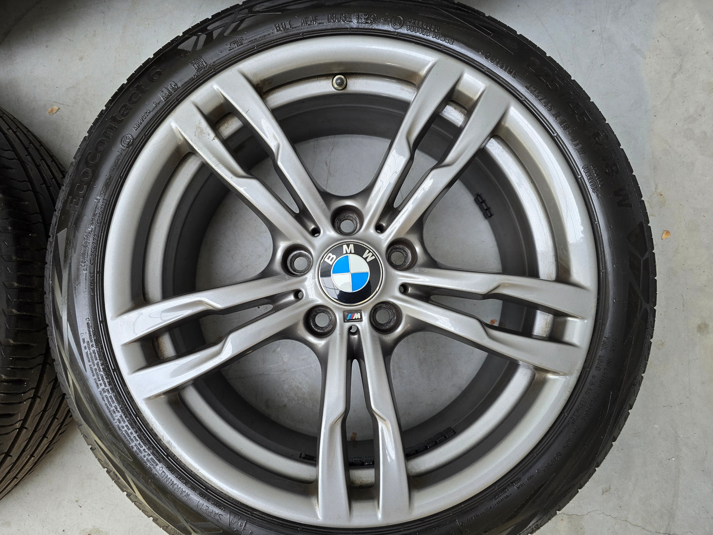 Originele 18 inch BMW Breedset velgen + Bridgestone Zomerbanden 3 serie F30 F31 4 serie F32 5x120 225 45 18 255 40 18