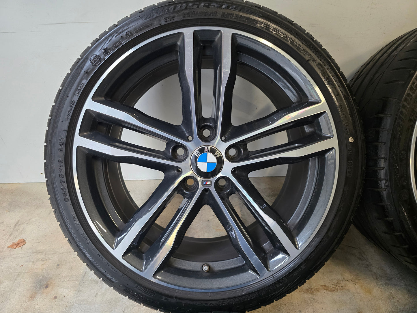 Originele 19 inch BMW F30 F31 F32style 704-M Breedset Zomerbanden Bridgestone 6.5/7mm 5x120