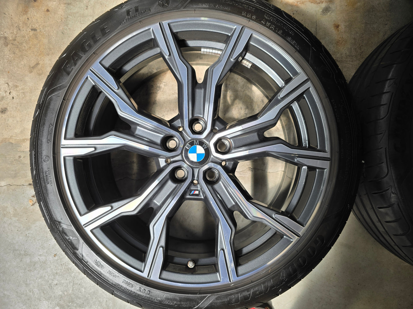 Origineel BMW M 19 inch velgen X1 X2 2ser i3 U10 U11 zomerbanden 5x112