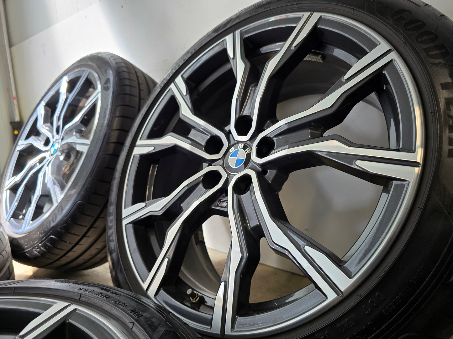 Origineel BMW M 19 inch velgen X1 X2 2ser i3 U10 U11 zomerbanden 5x112