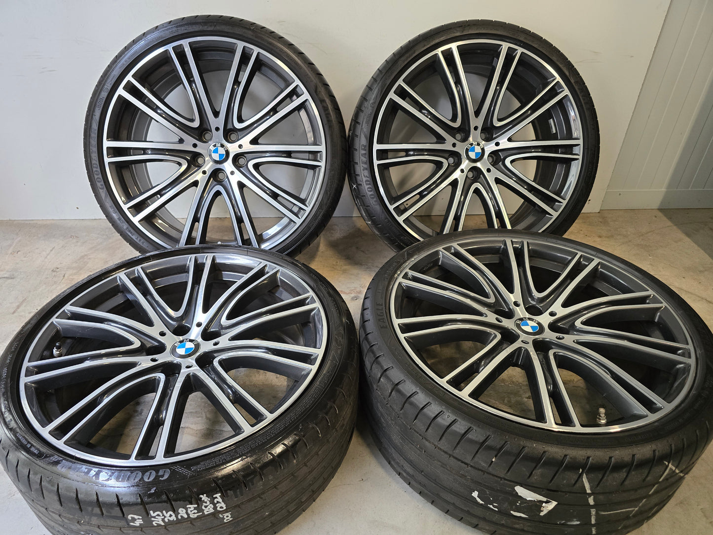 BMW 759i 20 inch Individual Breedset G30 G31 Zomerbanden 245/35R20 275/30R20