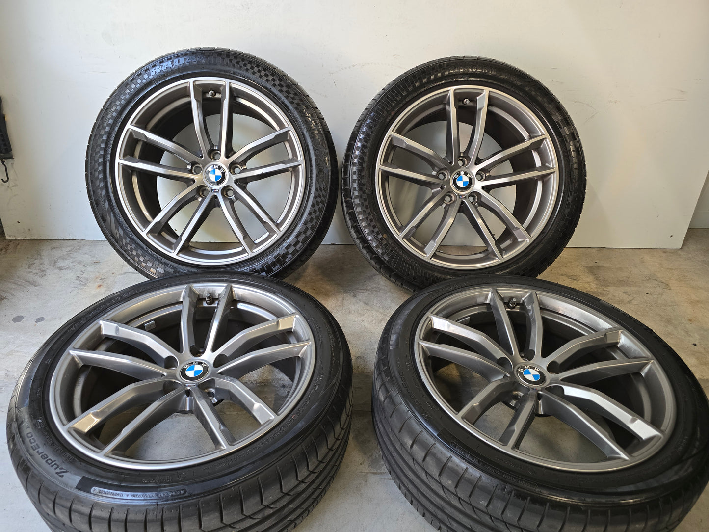 BMW 18 inch breedset M Line 5 serie G30 G31 7 serie G11 G12 i4 zomerbanden