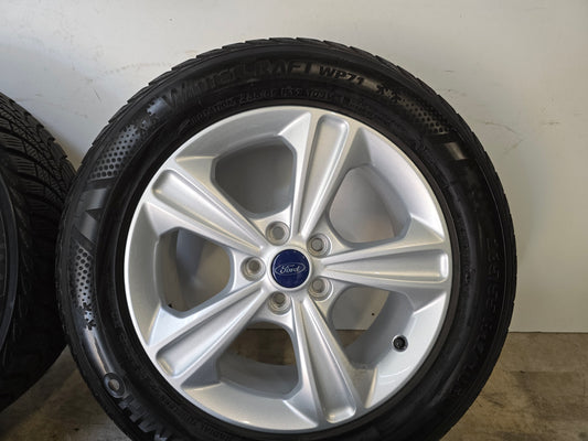 NIEUW Ford Kuga 17 inch velgen + NIEUWE winterbanden 5x108 235 55 17