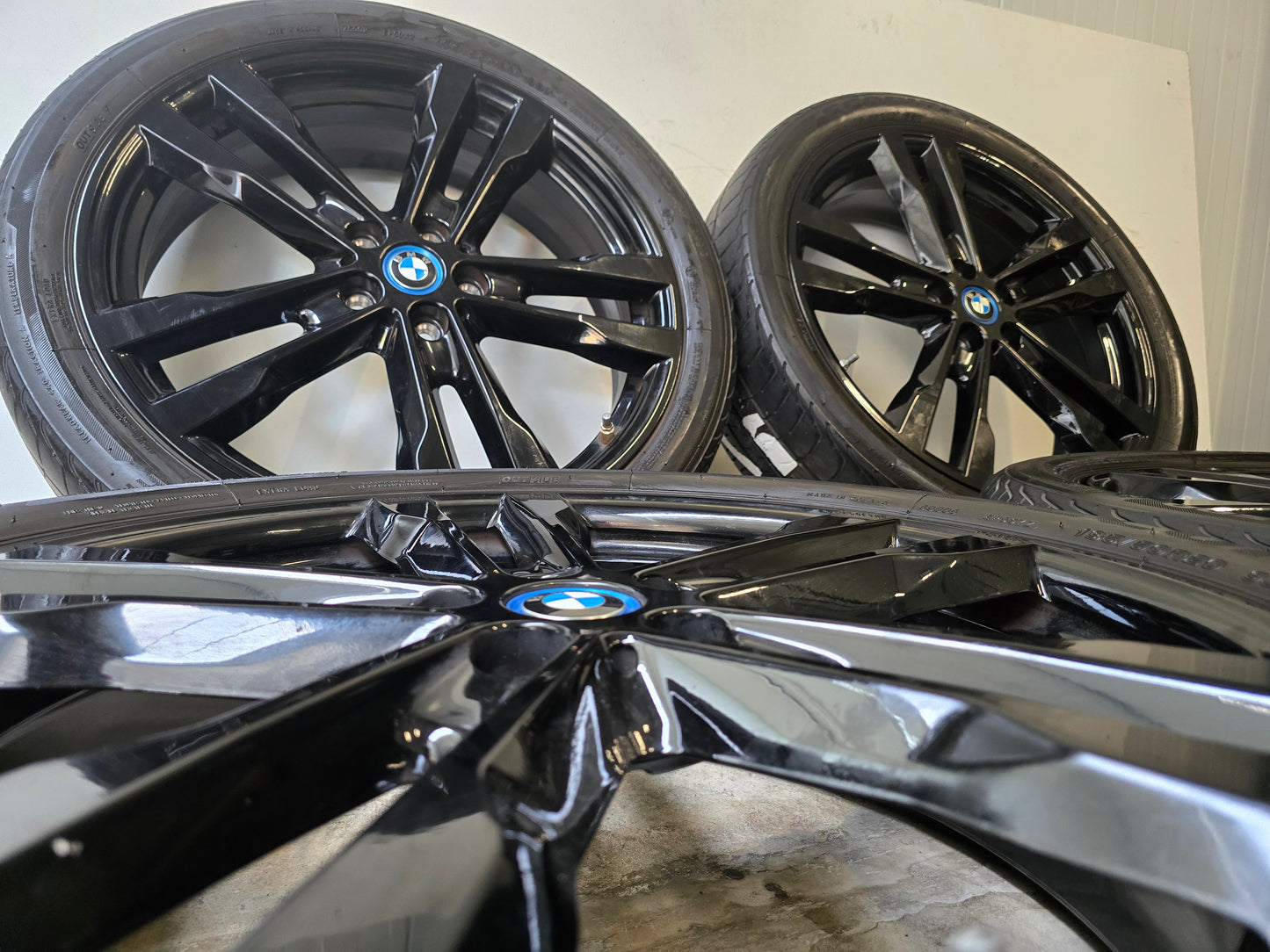 Originele BMW i3 20" Black breedset+ Bridgestone zomerbanden BMW i3, i4  175/55R20 195/50R20