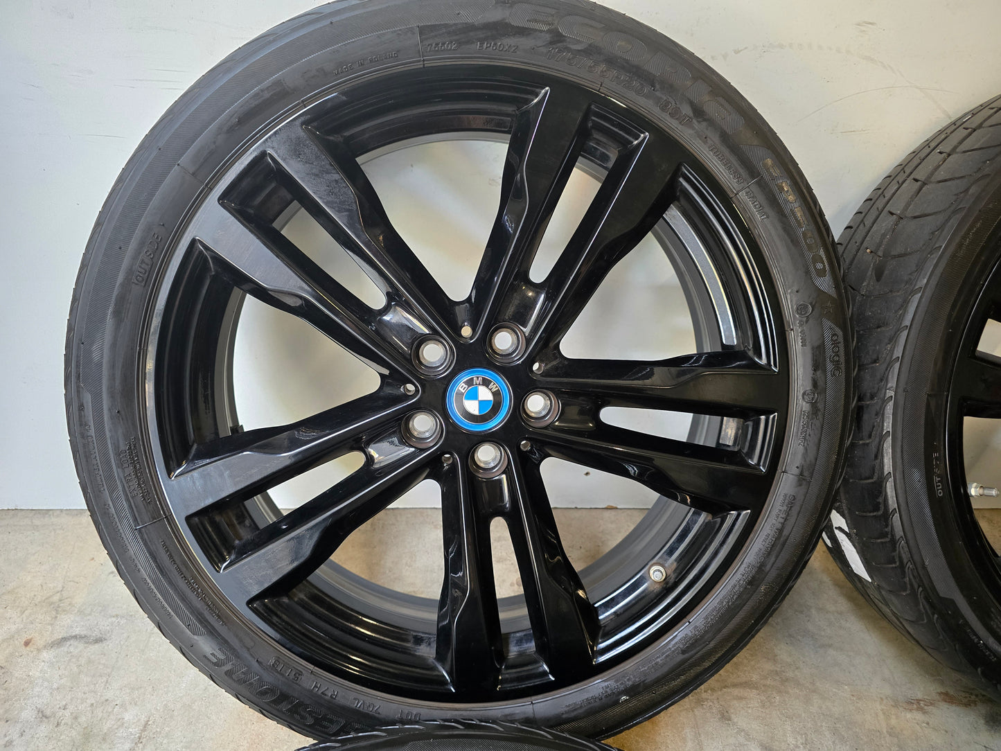 Originele BMW i3 20" Black breedset+ Bridgestone zomerbanden BMW i3, i4  175/55R20 195/50R20