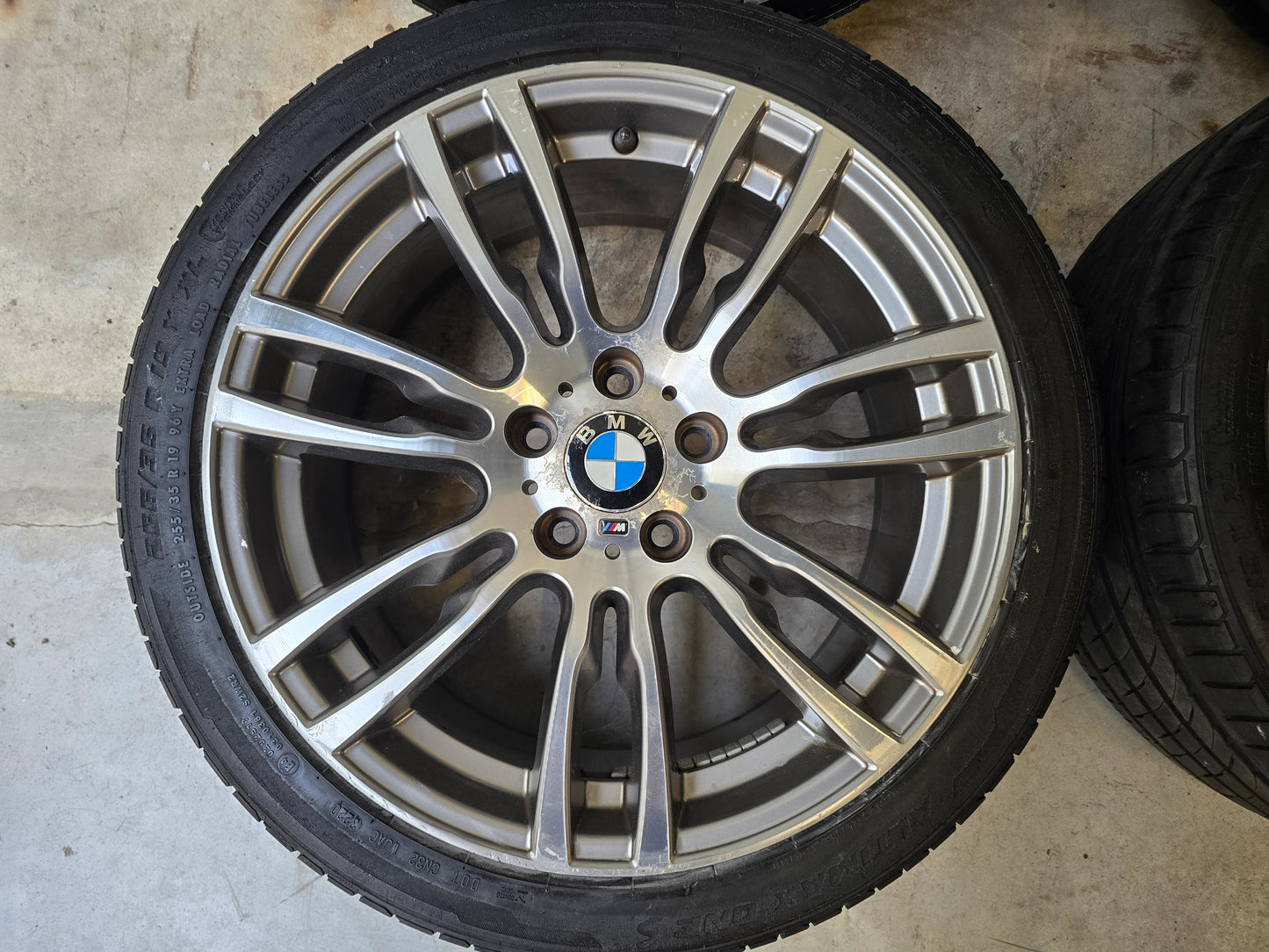 Originele BMW 403M 3 serie E90 E91 F30 F31 4 serie F32 19 inch breedset zomerbanden 5x120