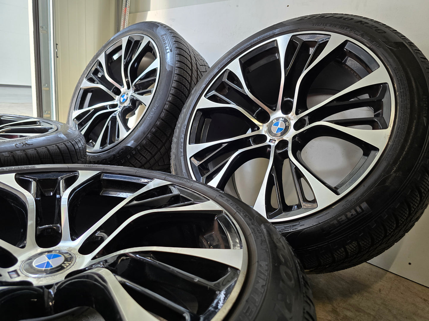 BMW 599M X5 X6 F15 20" M velgen + Winterbanden 7mm 5x120