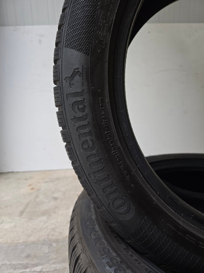 2x Continental winterbanden 235/50 R19  99H M+S Extra Load