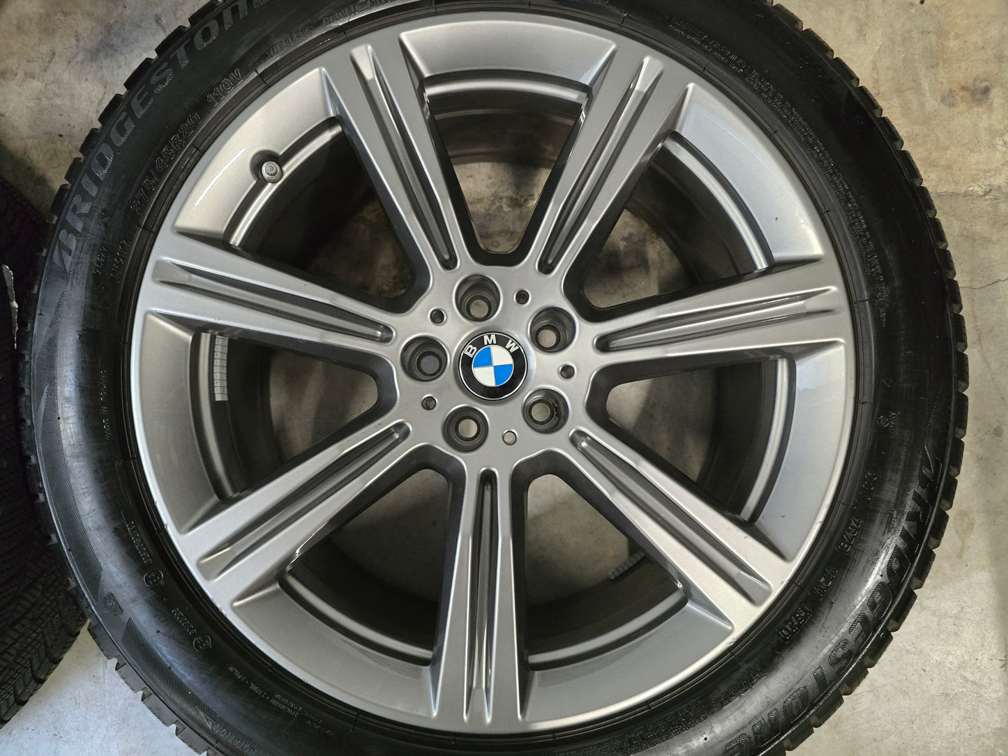 Demo Originele BMW 736 20" velgen Winterbanden 6.7mm X5 X6 G05 G06 275/45R20