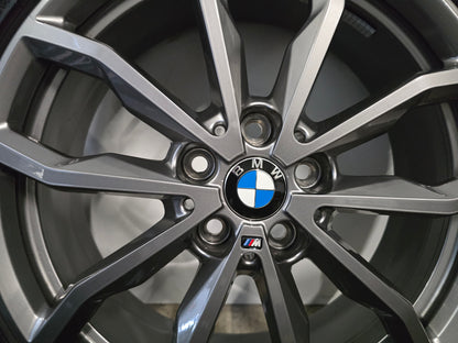 BMW 1 serie F40 F40 2 serie 18 inch Winterbanden 711M velgen