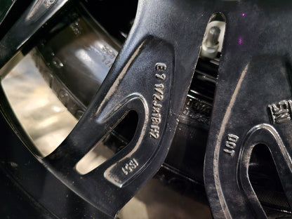 BMW X1 F48 X2 F39 18 inch velgen winterbanden 566 zwart