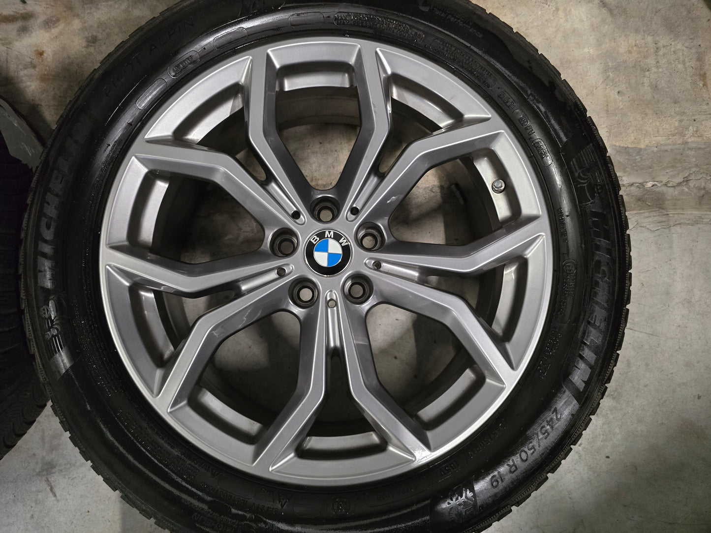 DEMO BMW X3 G01 iX3 X4 G02 694 19 inch velgen Winterbanden 245 50 19