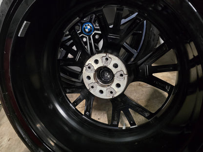 BMW 5 serie G30 G31 G60 G61 845M 19 inch breedset zomerbanden