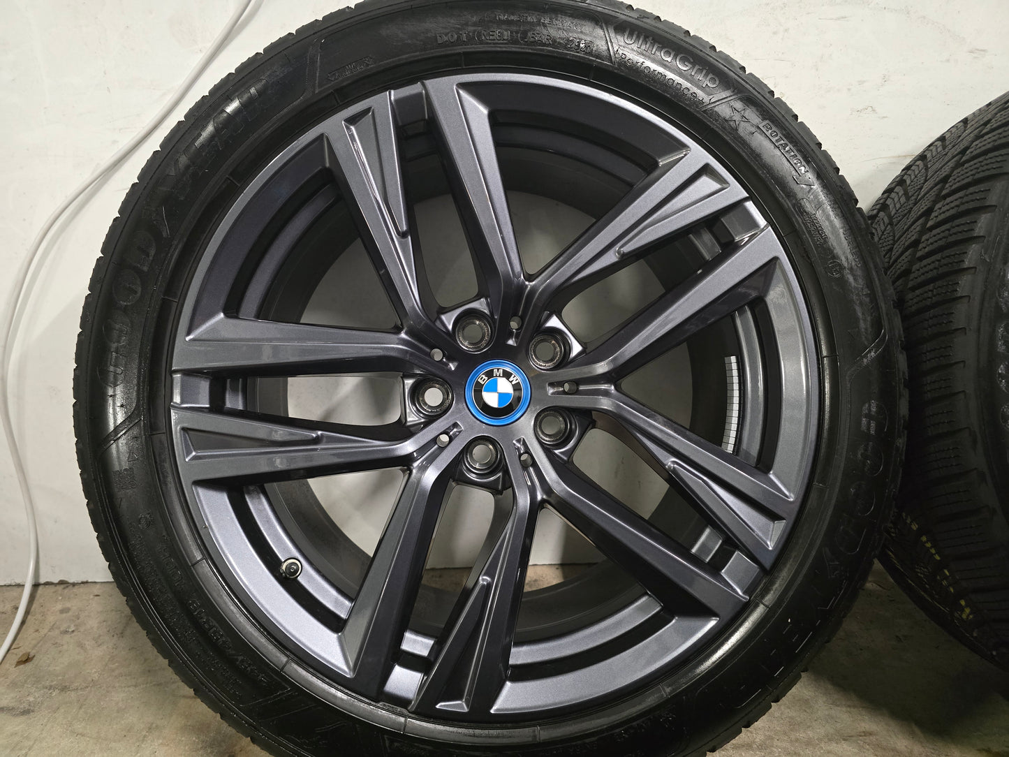 Demo Origineel BMW styling 853 4 serie i4 18 inch winterbanden 5x112