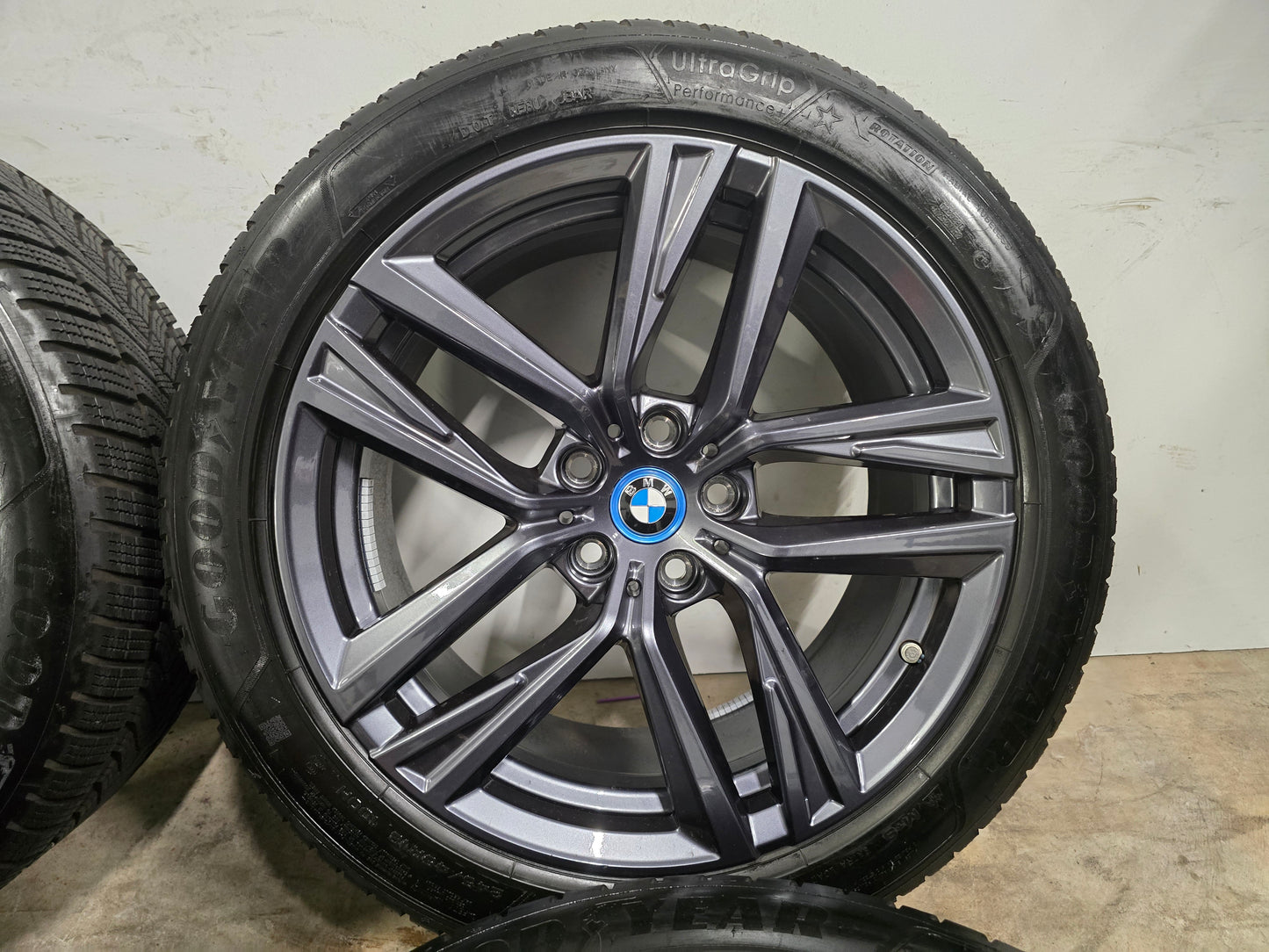 Demo Origineel BMW styling 853 4 serie i4 18 inch winterbanden 5x112