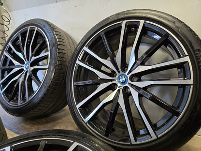 BMW X5 G05 X6 G06 22 inch Breedset 742M Zomerbanden