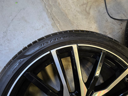 BMW X5 G05 X6 G06 22 inch Breedset 742M Zomerbanden