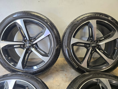 DEMO Audi Sport Q7 Q8 ETron 21 inch RS velgen zomerbanden