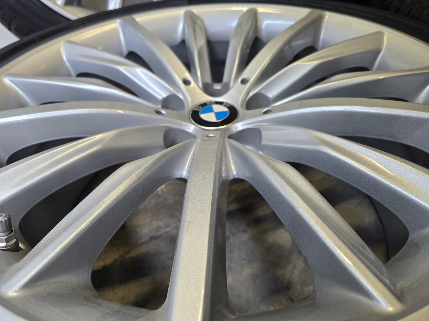 DEMO BMW 5 serie G30 G31 633 19 inch DEMO Winterbanden