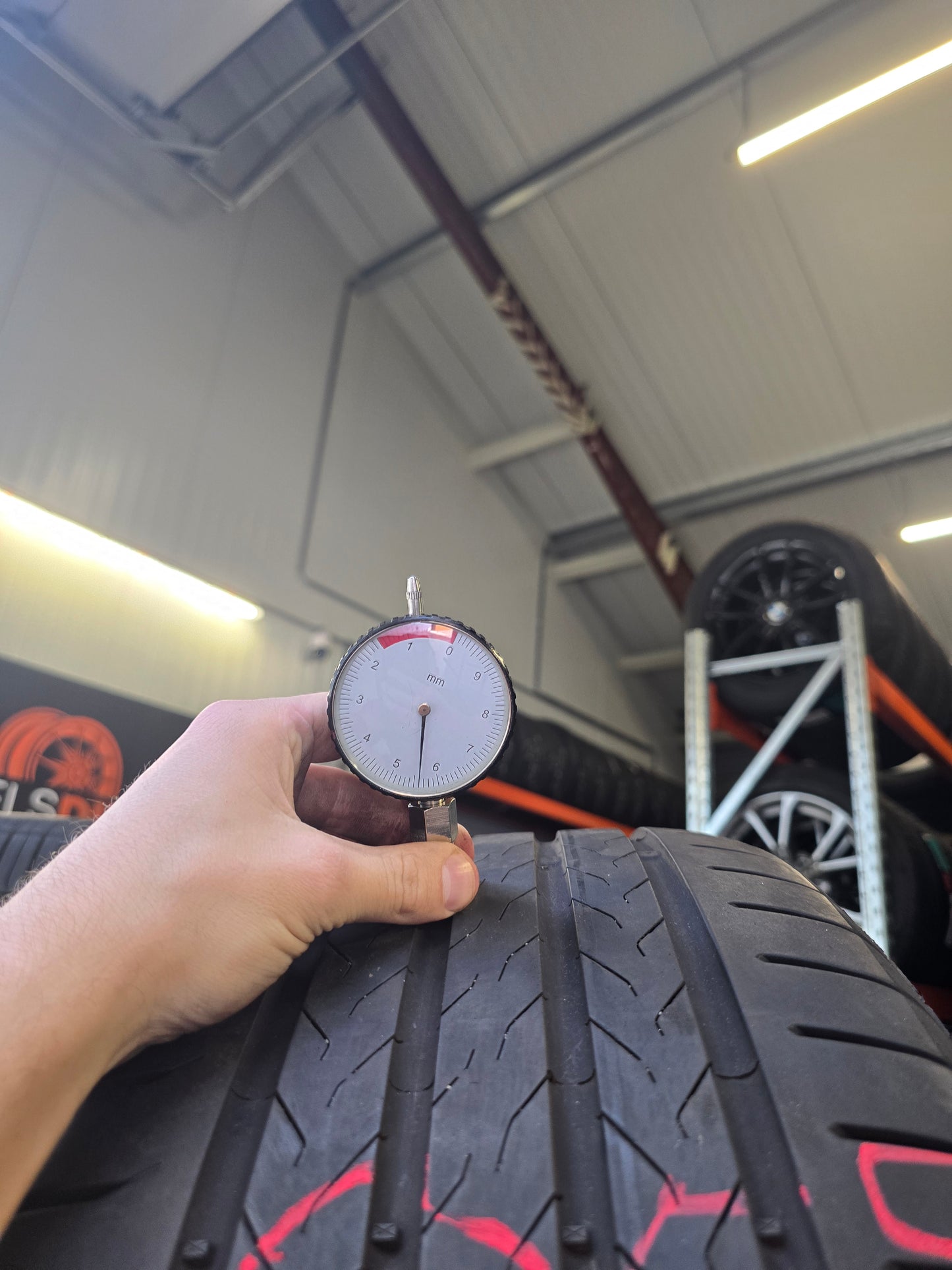 2x Zomerbanden 255/45 R20 Continental 5.5mm DOT1724