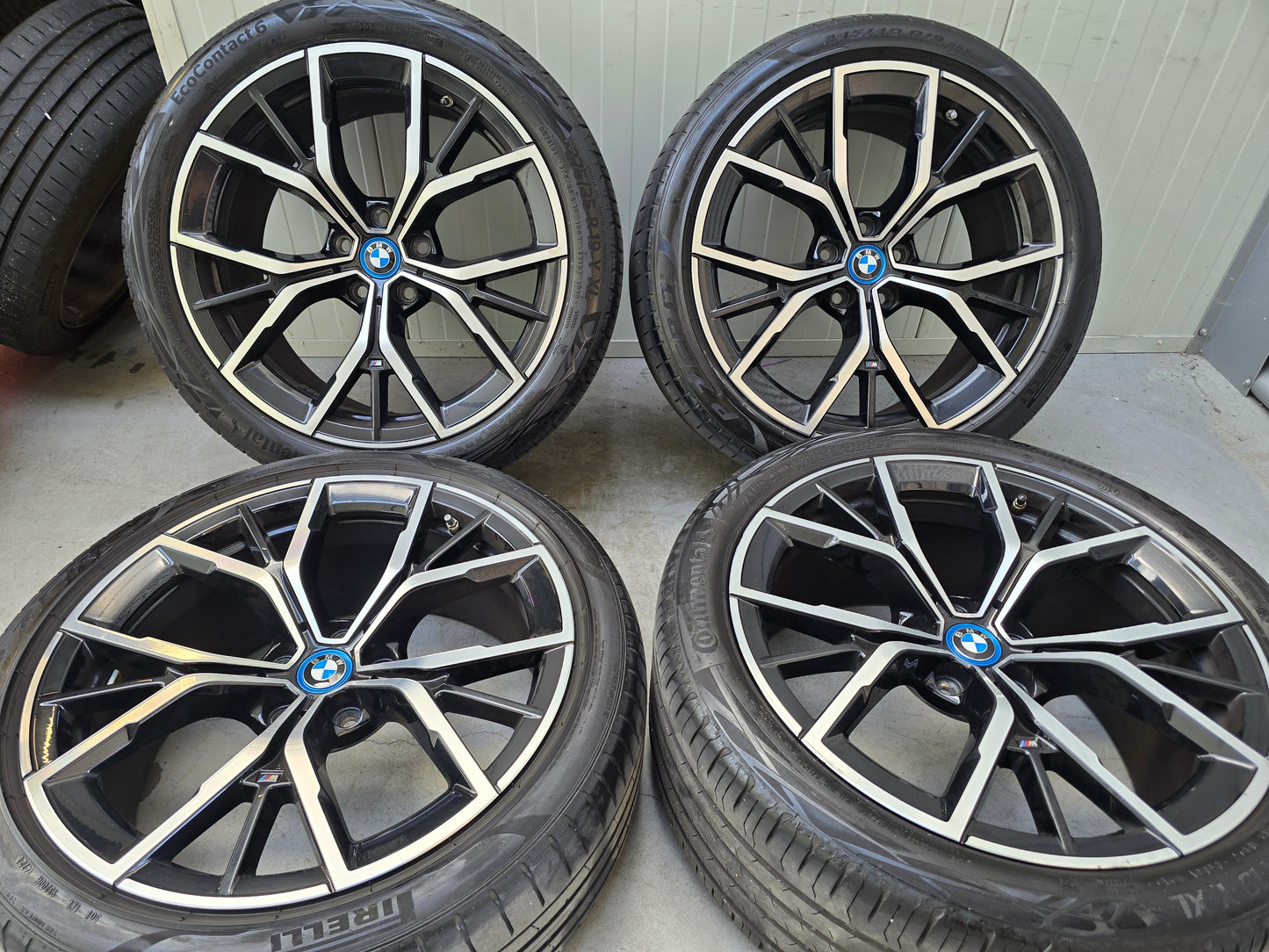 BMW 5 serie G30 G31 G60 G61 845M 19 inch breedset zomerbanden