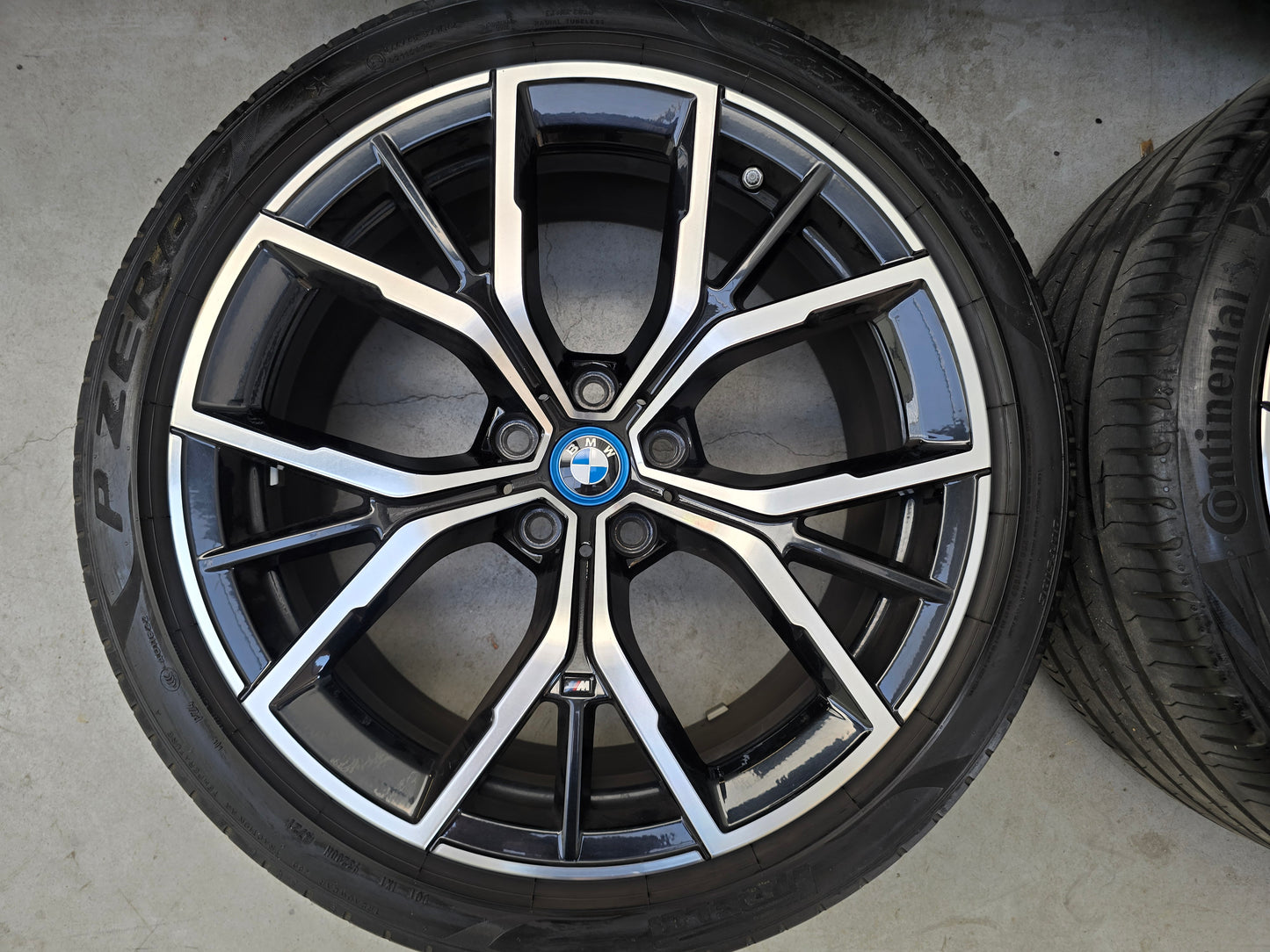 BMW 5 serie G30 G31 G60 G61 845M 19 inch breedset zomerbanden