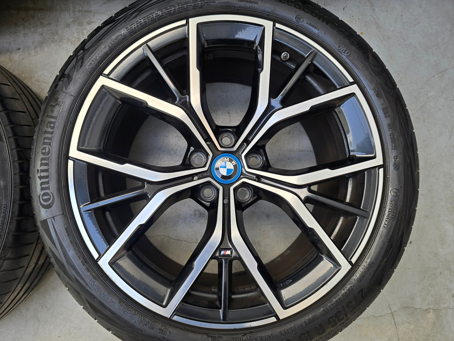 BMW 5 serie G30 G31 G60 G61 845M 19 inch breedset zomerbanden
