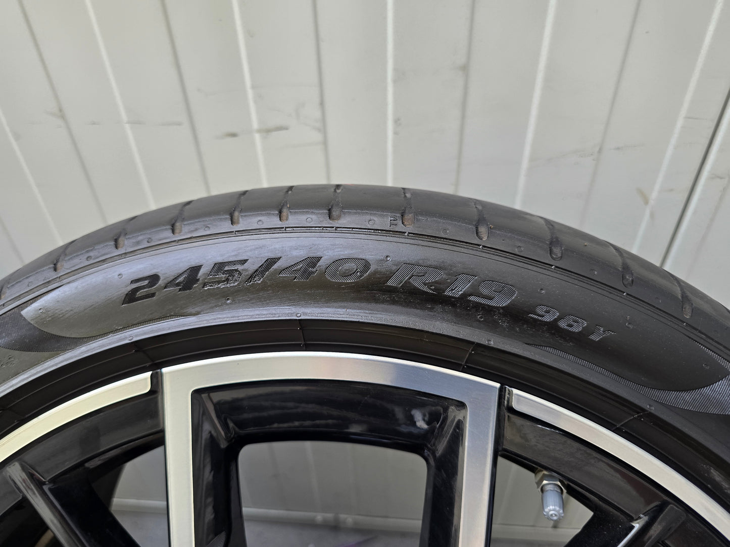 BMW 5 serie G30 G31 G60 G61 845M 19 inch breedset zomerbanden