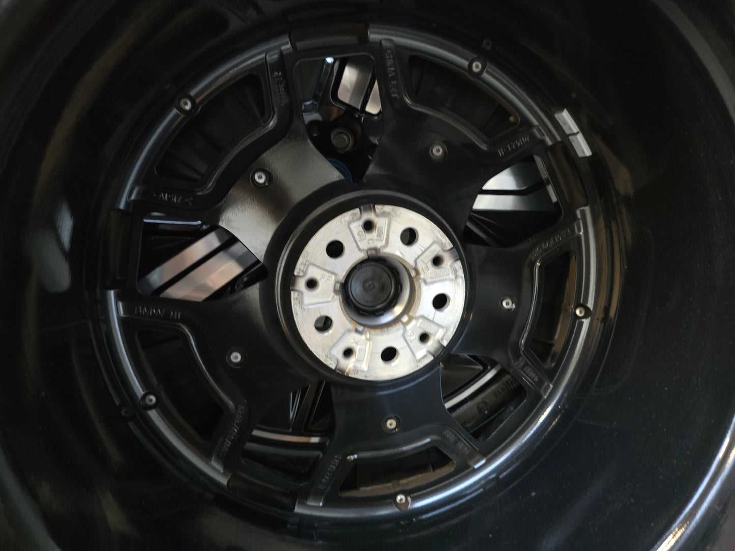 Demo BMW IX 21 inch velgen zomerbanden 1011 velgen