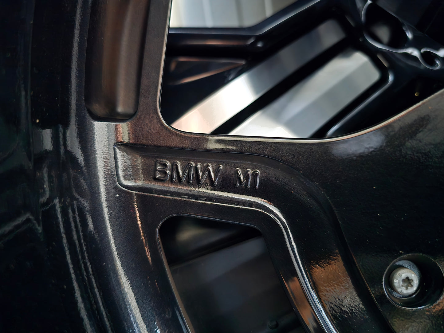 Demo BMW IX 21 inch velgen zomerbanden 1011 velgen