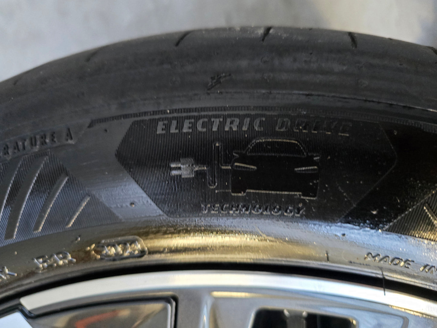 Demo BMW IX 21 inch velgen zomerbanden 1011 velgen