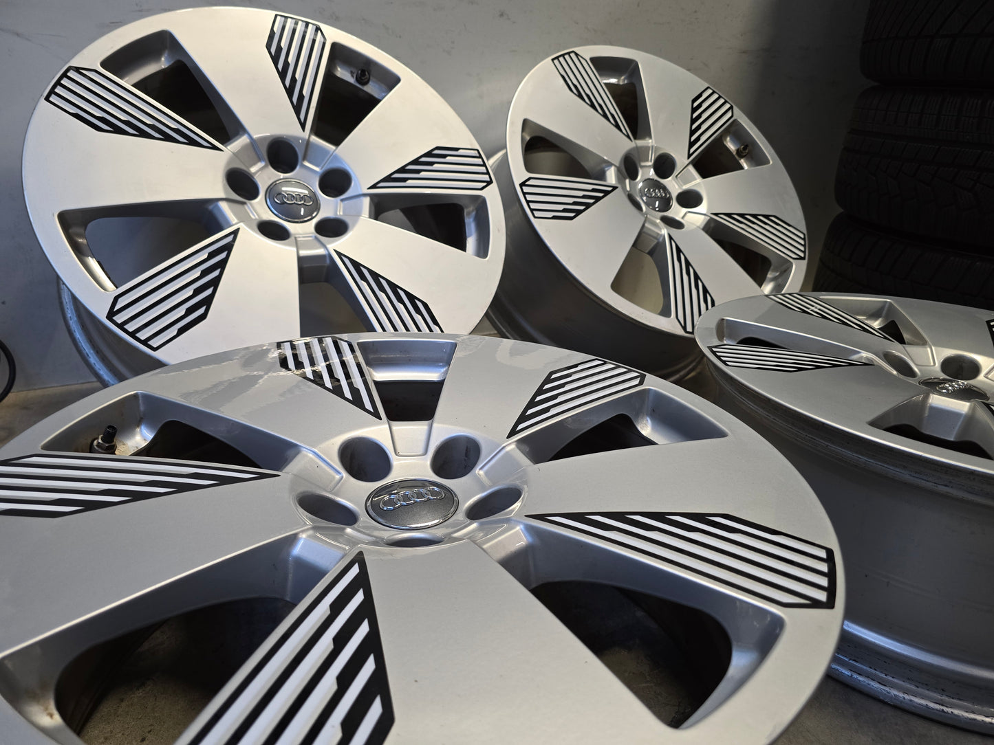 Demo Audi Q3 A5 A6 E-Tron 19 inch velgen Audi Sport