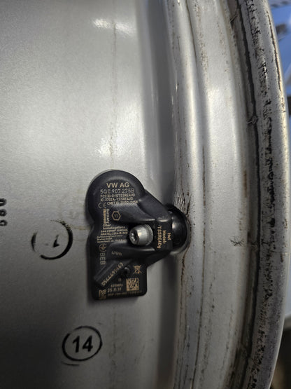 Demo Audi Q3 A5 A6 E-Tron 19 inch velgen Audi Sport