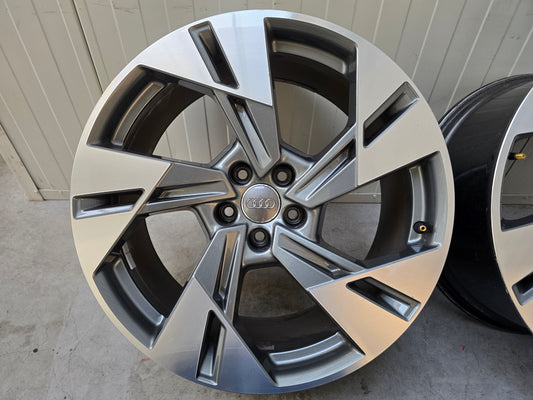Demo Audi A6 Q3 A5 E-Tron 20 inch velgen Audi Sport