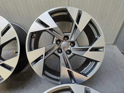 Demo Audi A6 Q3 A5 E-Tron 20 inch velgen Audi Sport